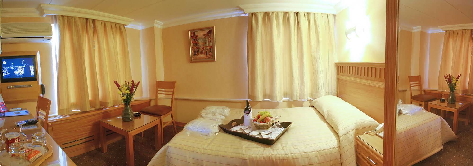 Park Star Hotel Taksim Стамбул Номер фото