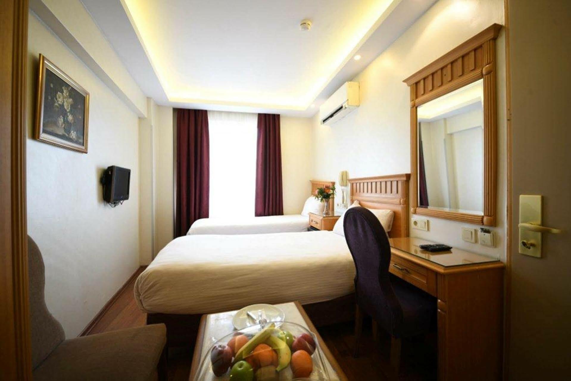 Park Star Hotel Taksim Стамбул Экстерьер фото